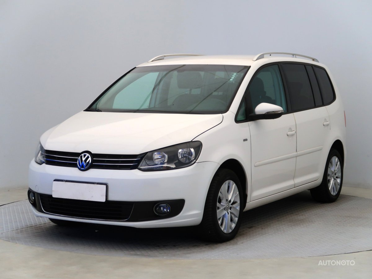 Volkswagen Touran, 2013 - pohled č. 3