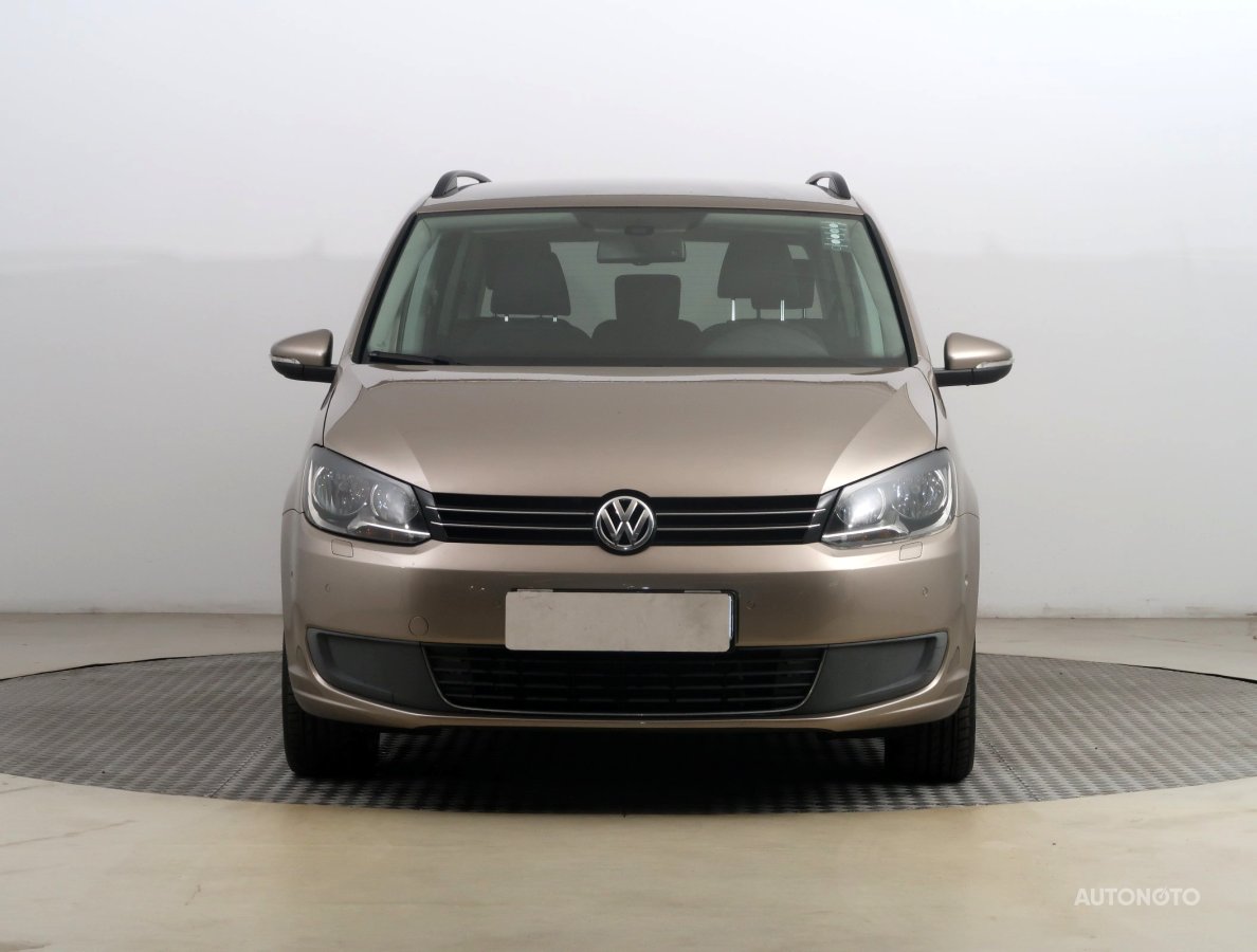 Volkswagen Touran, 2011 - pohled č. 2