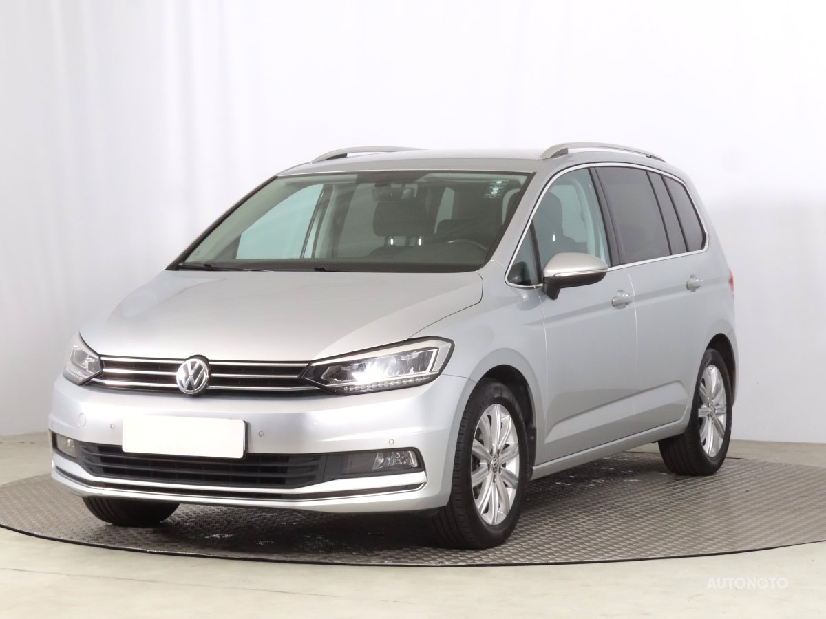 Volkswagen Touran, 2017 - pohled č. 3
