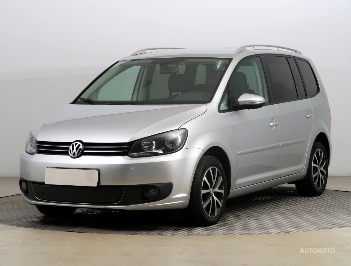 Volkswagen Touran, 2015 - pohled č. 3