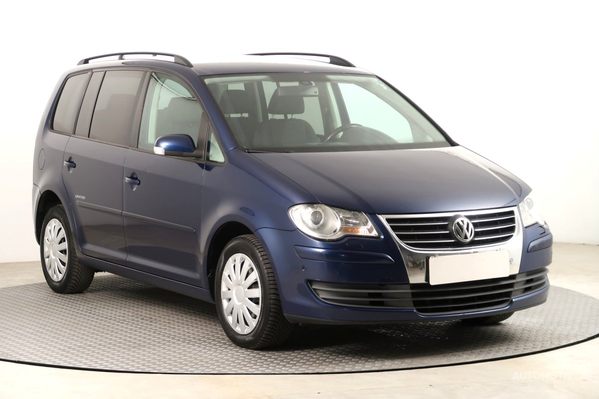 Volkswagen Touran, 2008 - pohled č. 1