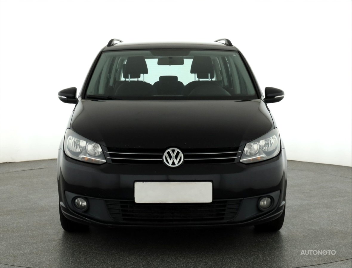 Volkswagen Touran, 2012 - pohled č. 2