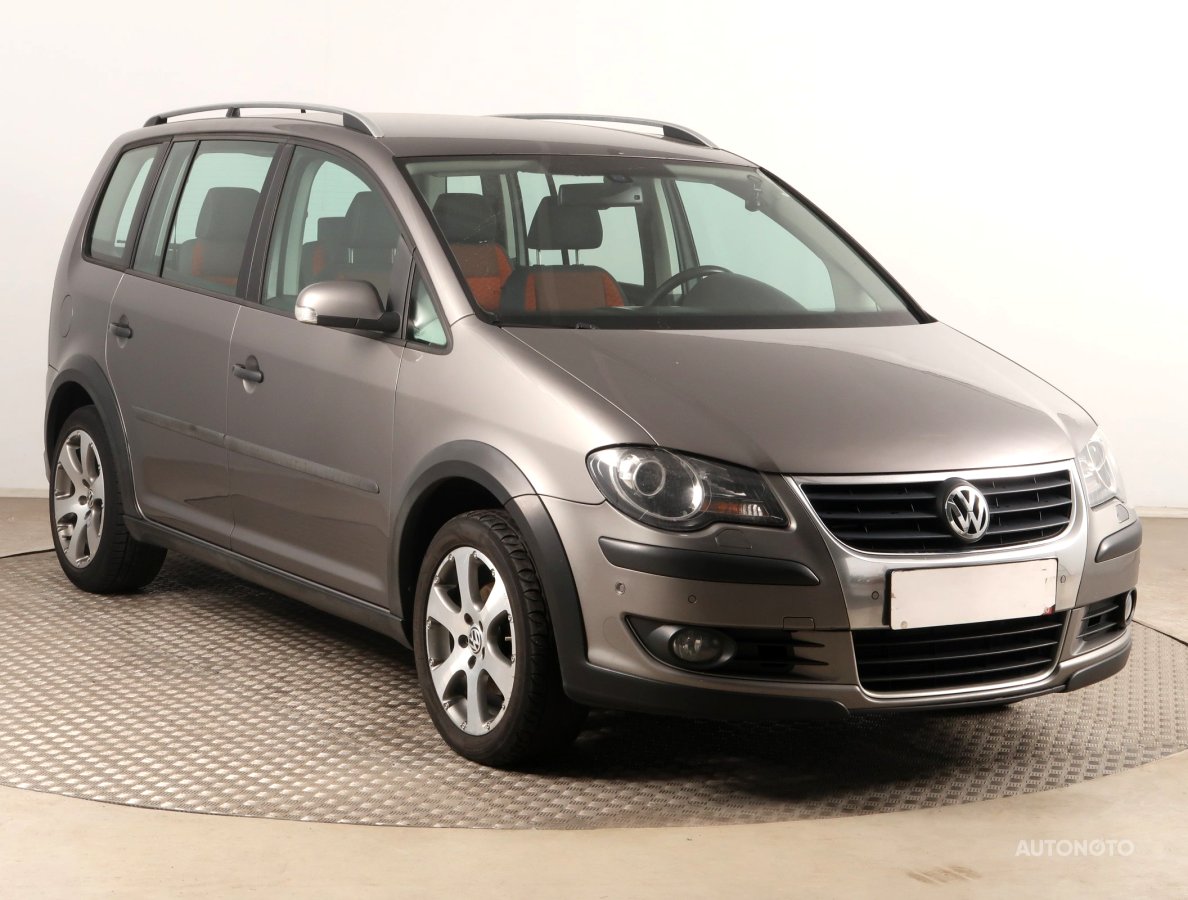 Volkswagen Touran, 2009 - pohled č. 1