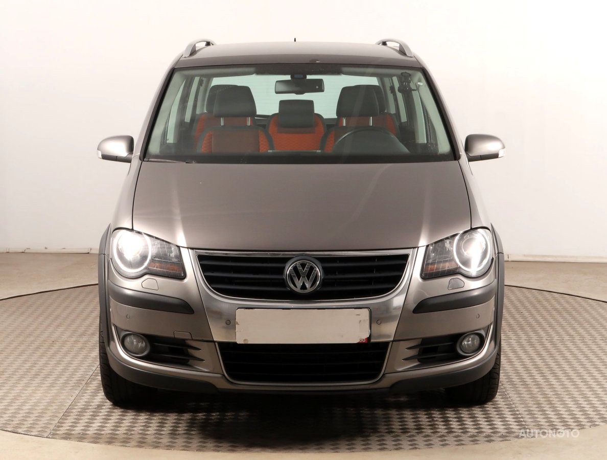 Volkswagen Touran, 2009 - pohled č. 2