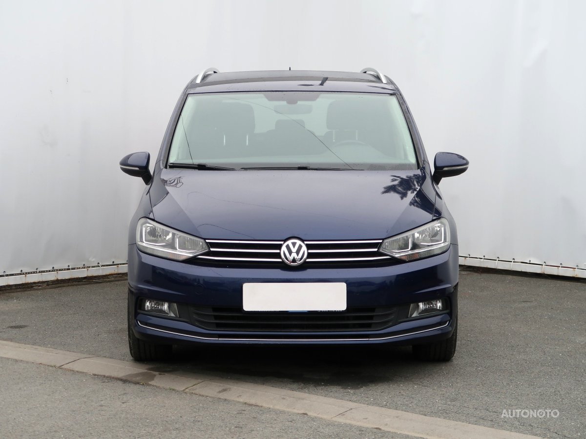 Volkswagen Touran, 2017 - pohled č. 2