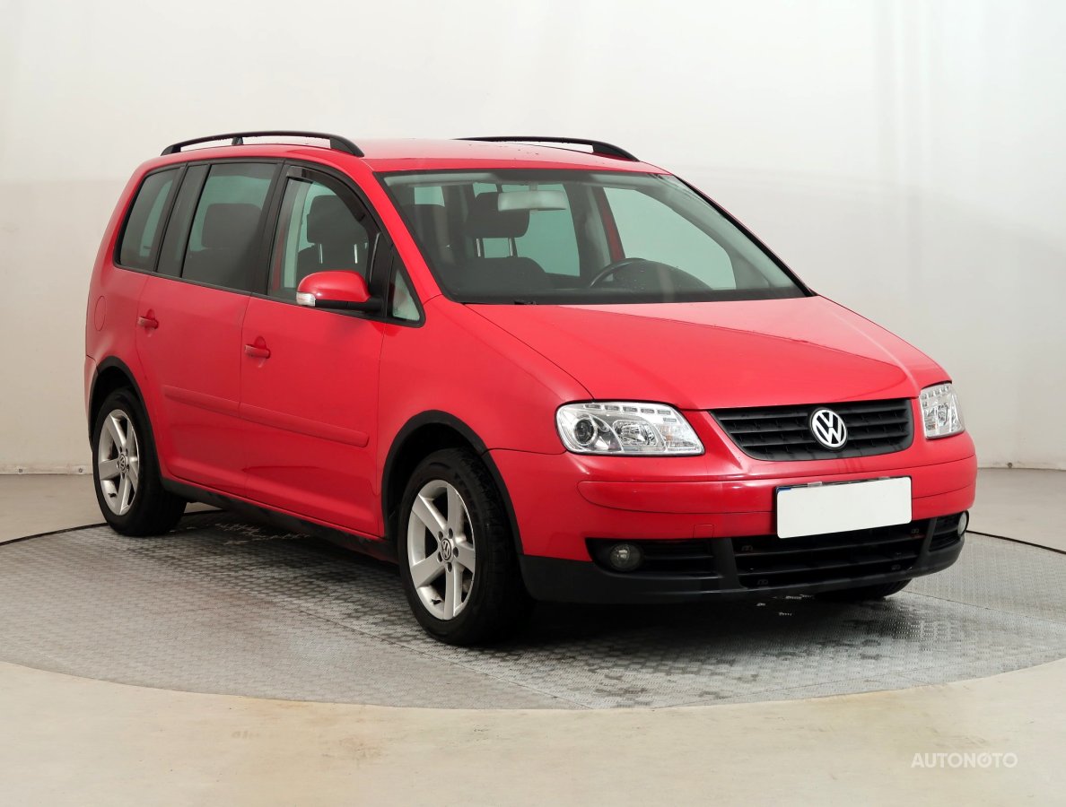 Volkswagen Touran, 2005 - celkový pohled
