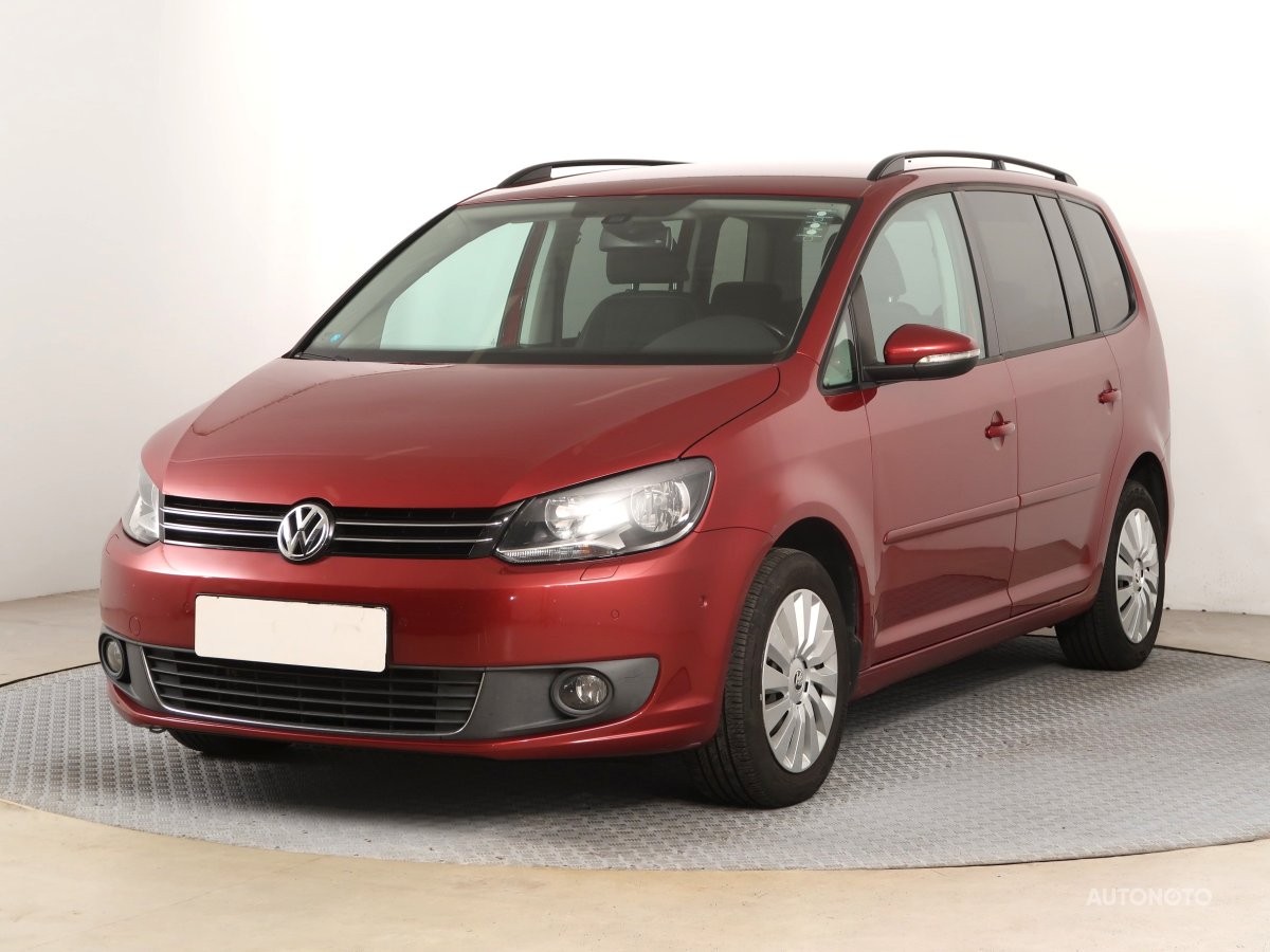 Volkswagen Touran, 2011 - pohled č. 3