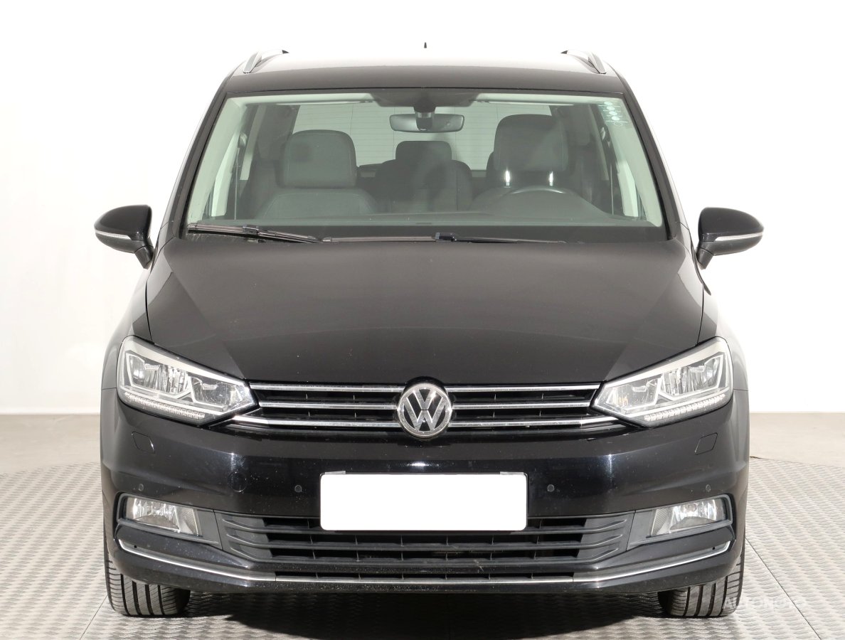 Volkswagen Touran, 2016 - pohled č. 2