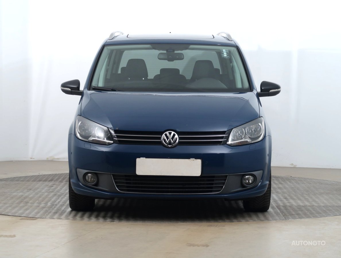Volkswagen Touran, 2011 - pohled č. 2