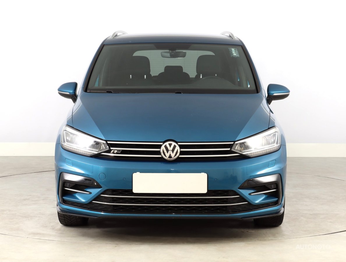 Volkswagen Touran, 2016 - pohled č. 2