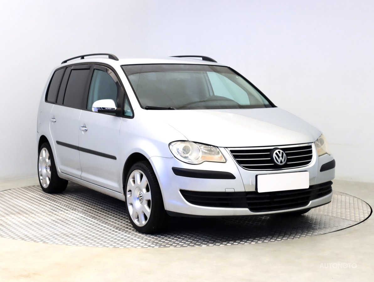 Volkswagen Touran, 2007 - celkový pohled