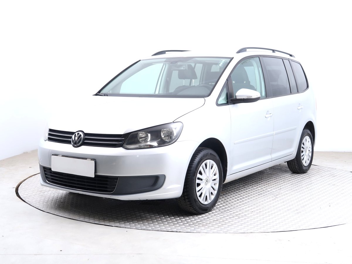 Volkswagen Touran, 2011 - pohled č. 3