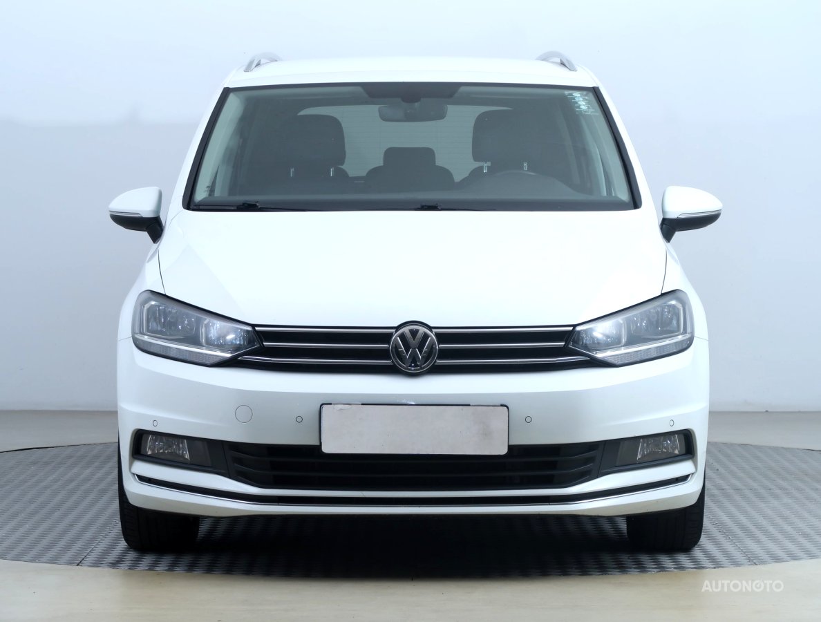 Volkswagen Touran, 2018 - pohled č. 2