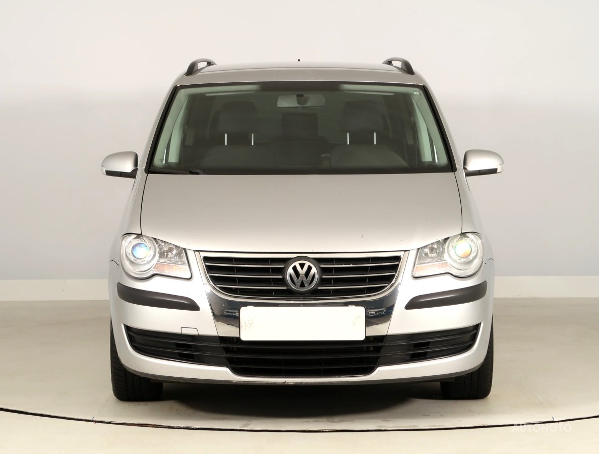 Volkswagen Touran, 2008 - pohled č. 2