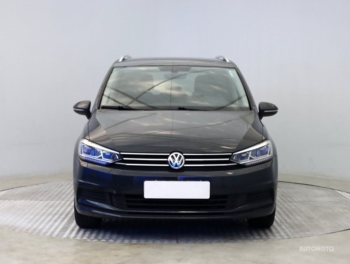 Volkswagen Touran, 2018 - pohled č. 2