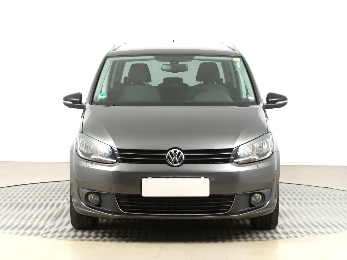 Volkswagen Touran, 2012 - pohled č. 2
