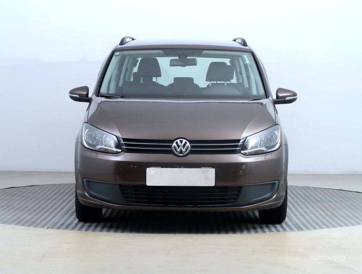 Volkswagen Touran, 2012 - pohled č. 2