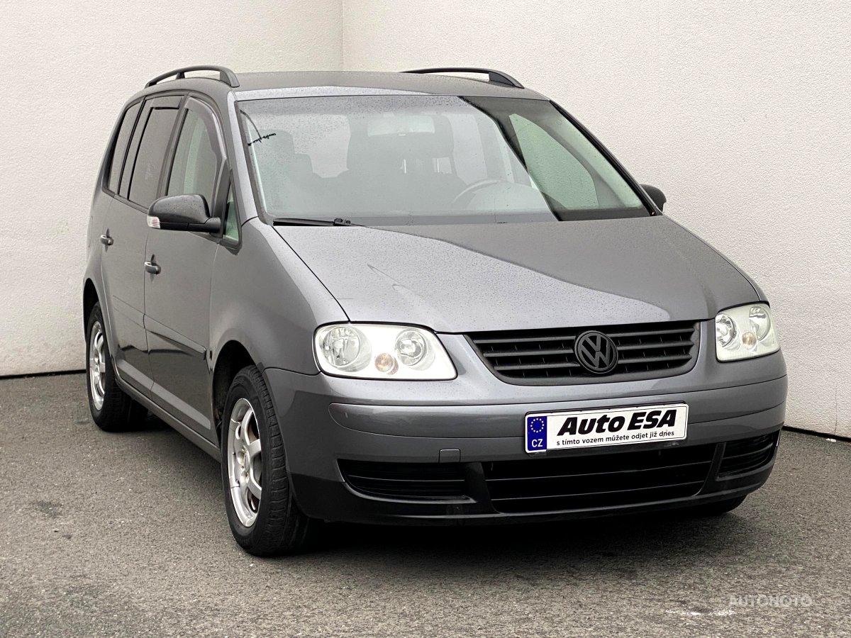 Volkswagen Touran, 2005 - celkový pohled