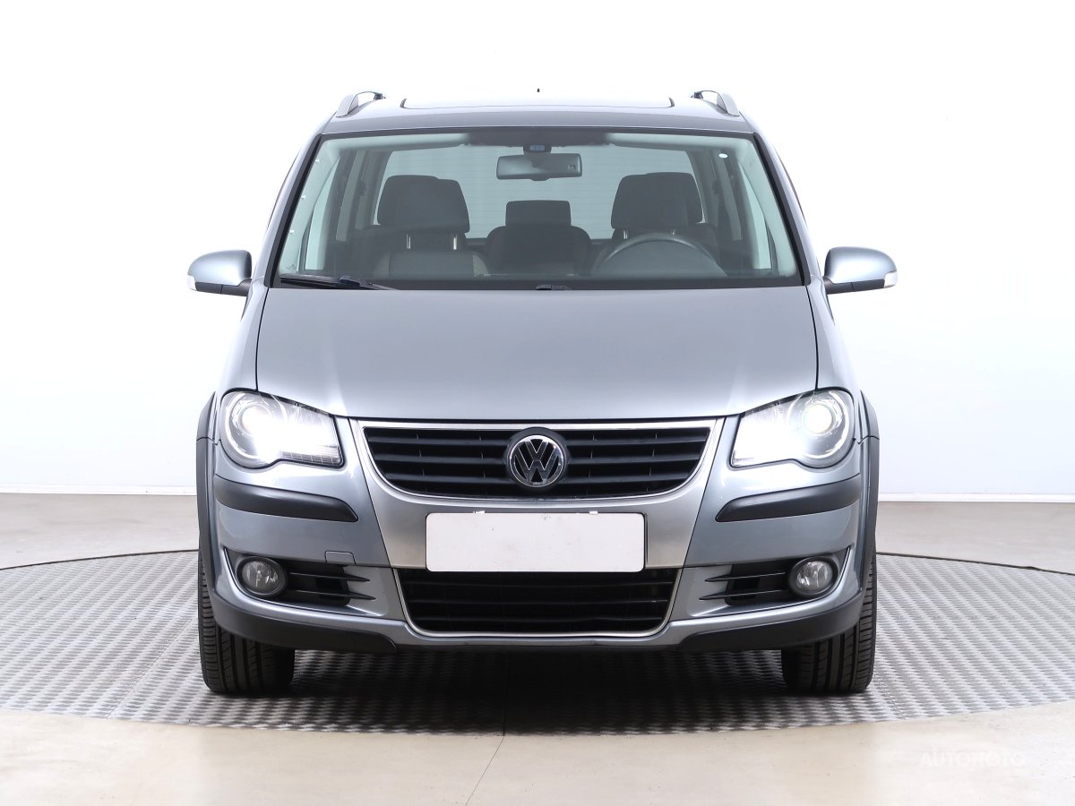 Volkswagen Touran, 2008 - pohled č. 2