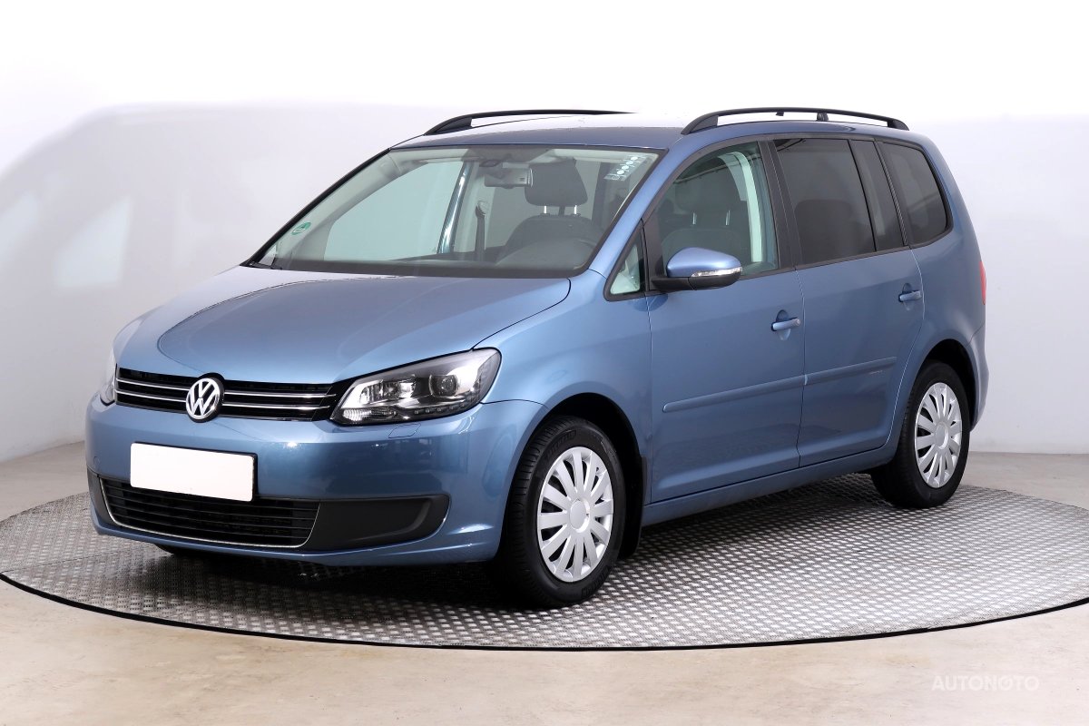 Volkswagen Touran, 2011 - pohled č. 3