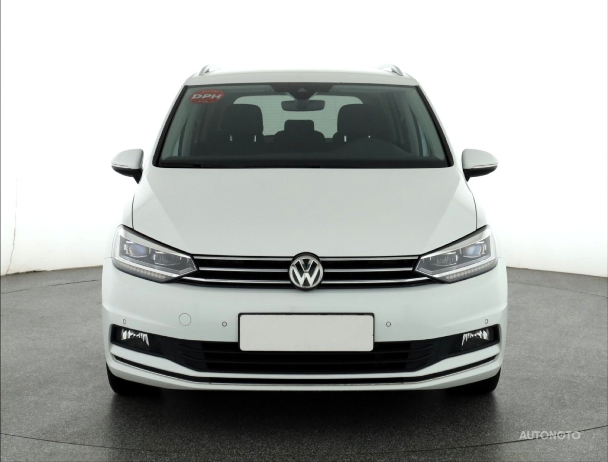 Volkswagen Touran, 2018 - pohled č. 2
