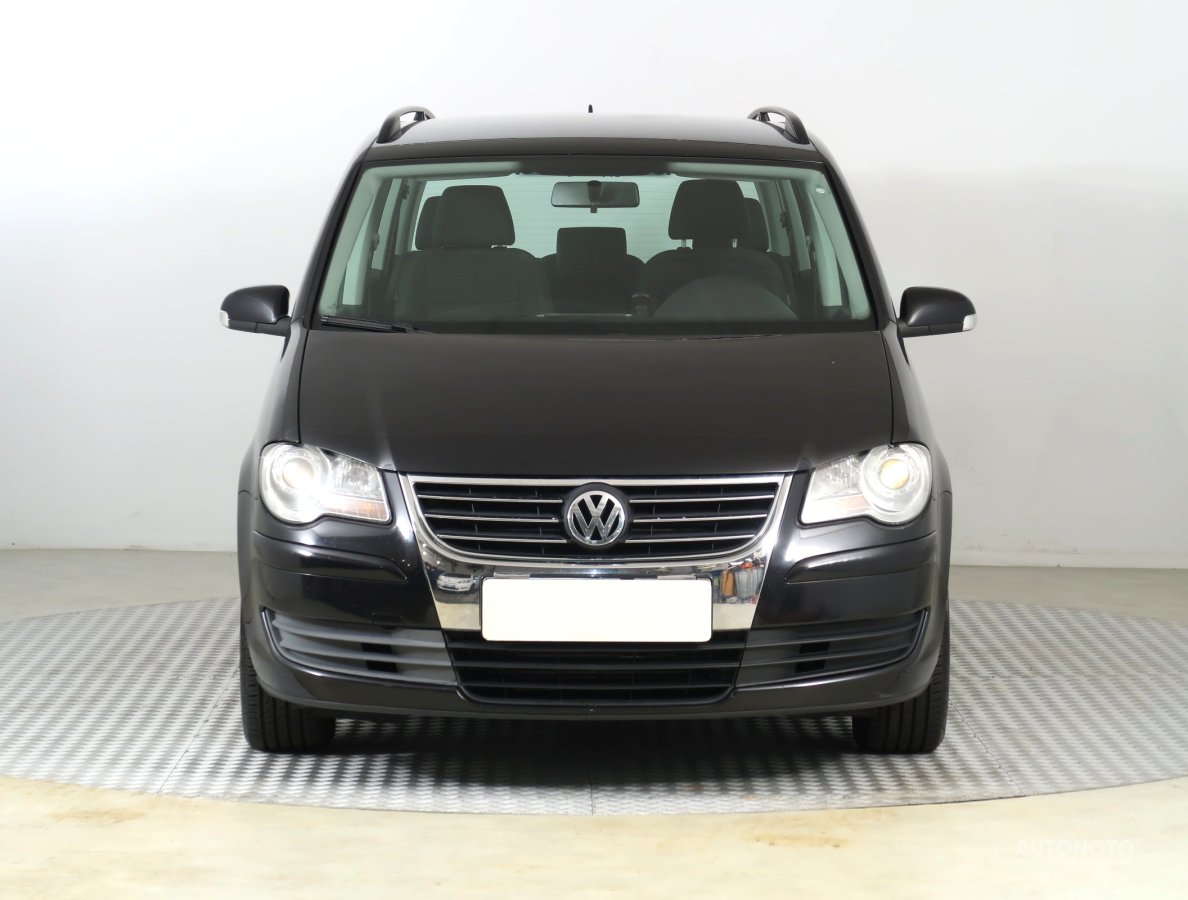 Volkswagen Touran, 2008 - pohled č. 2