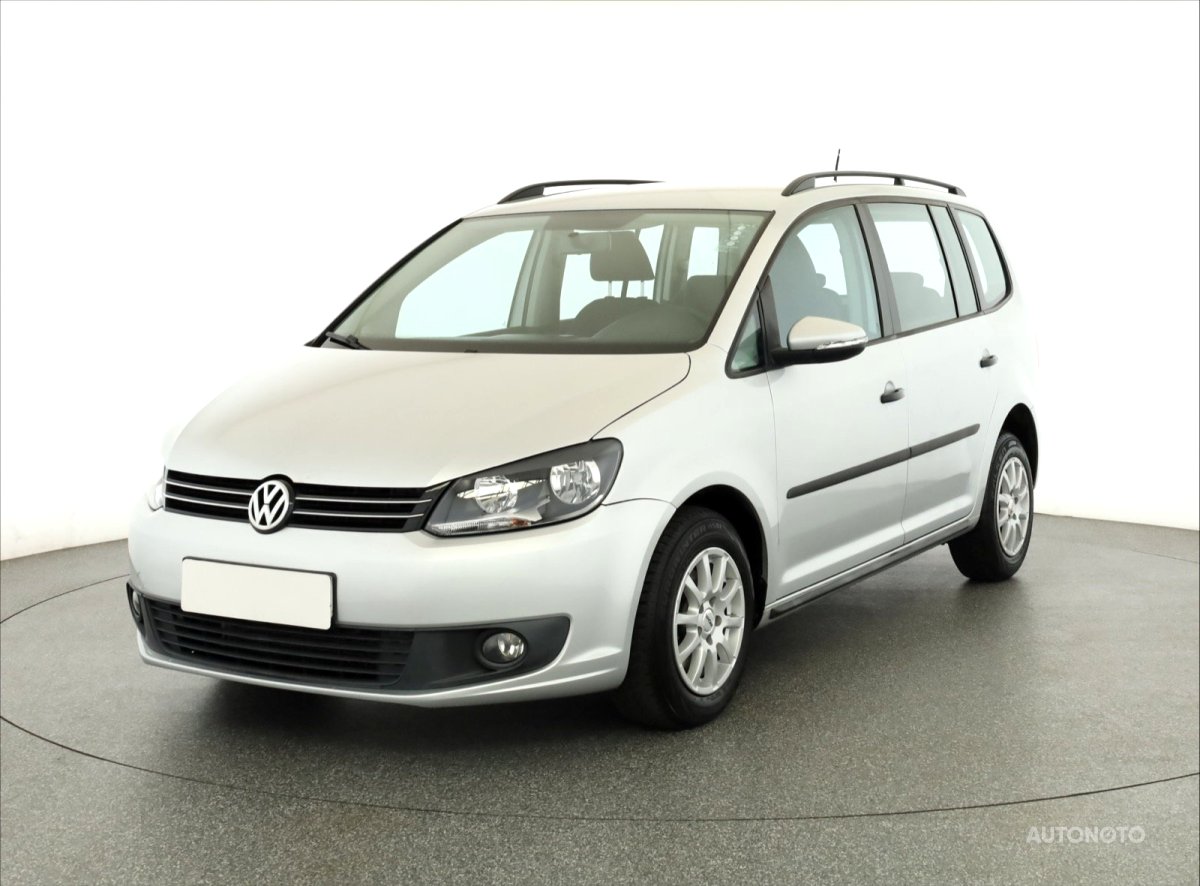 Volkswagen Touran, 2015 - pohled č. 3