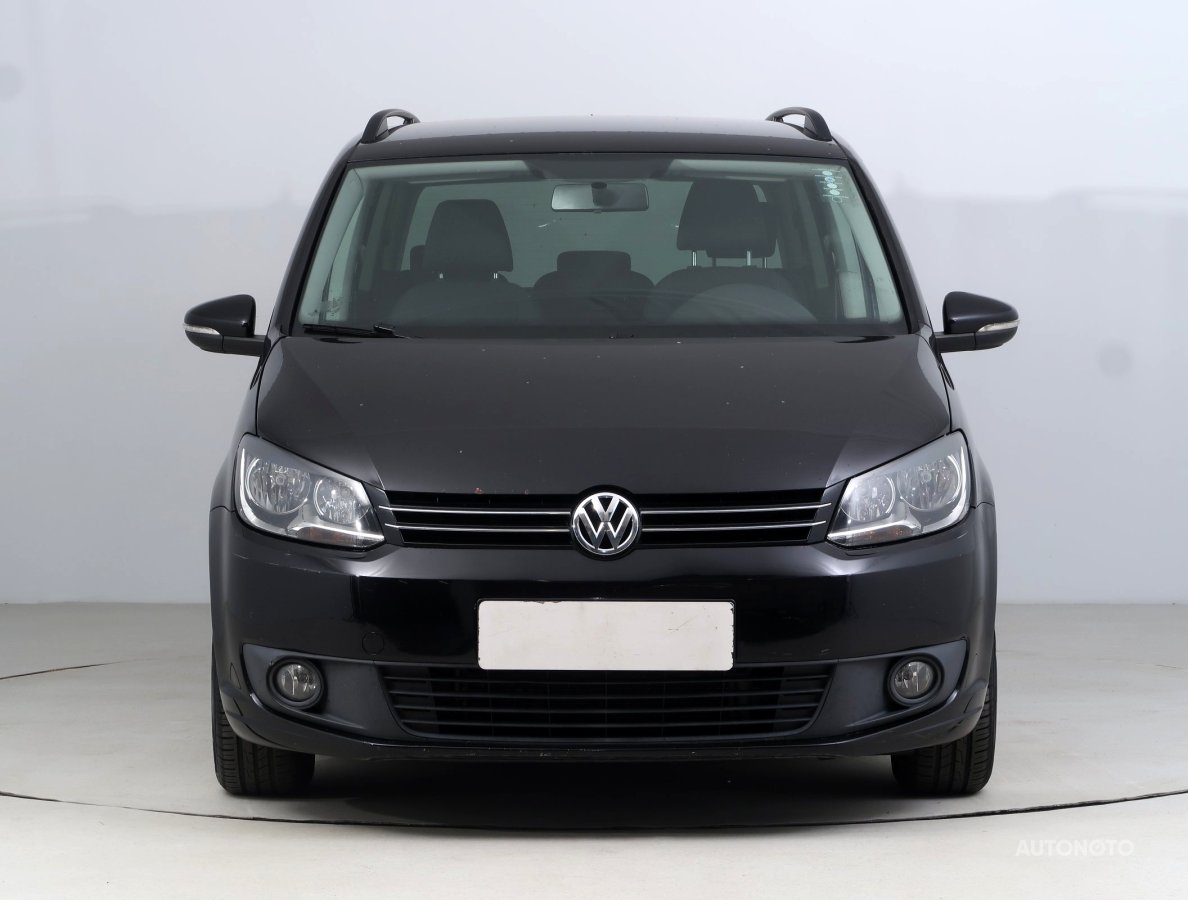 Volkswagen Touran, 2013 - pohled č. 2