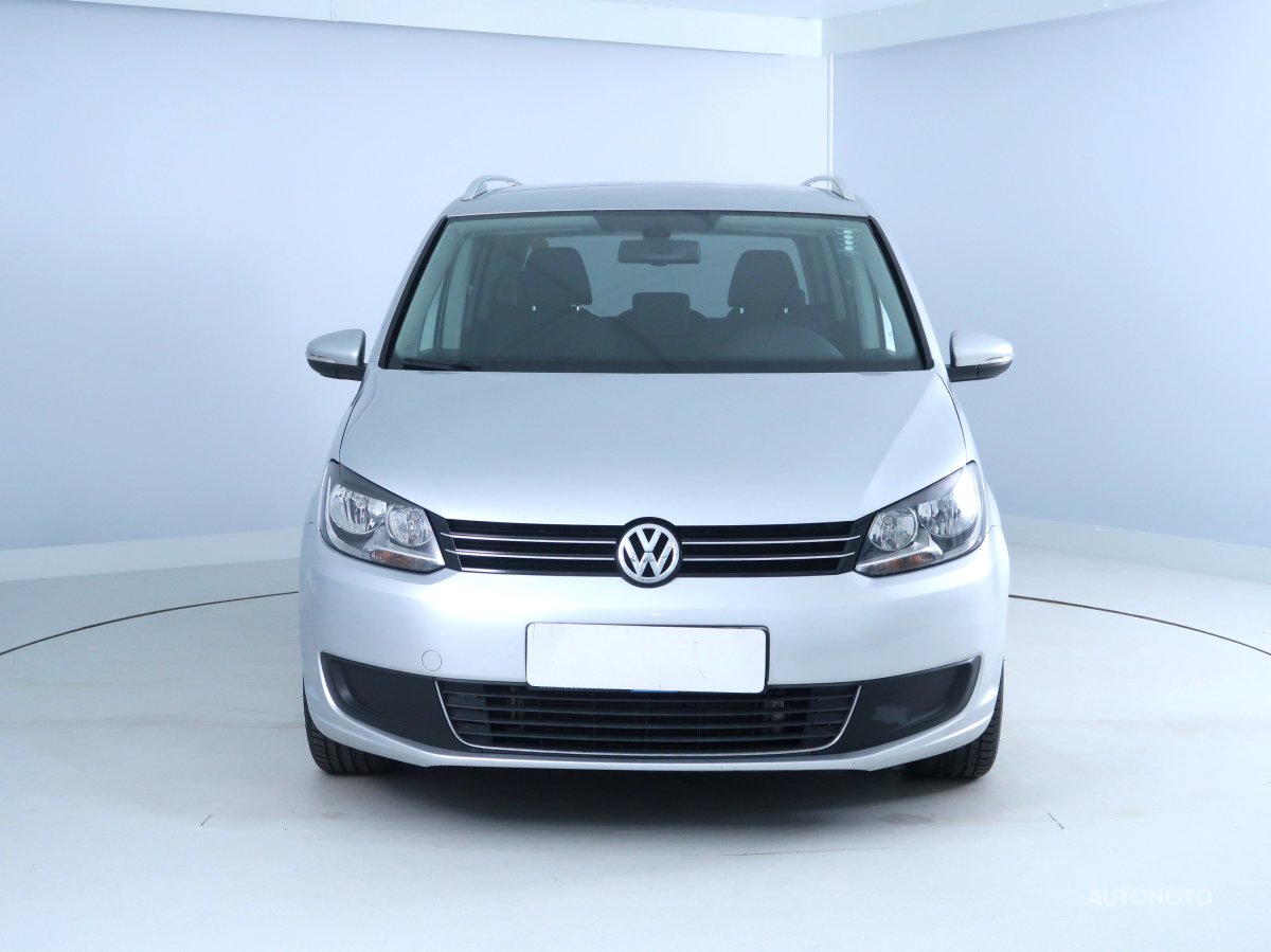Volkswagen Touran, 2011 - pohled č. 2