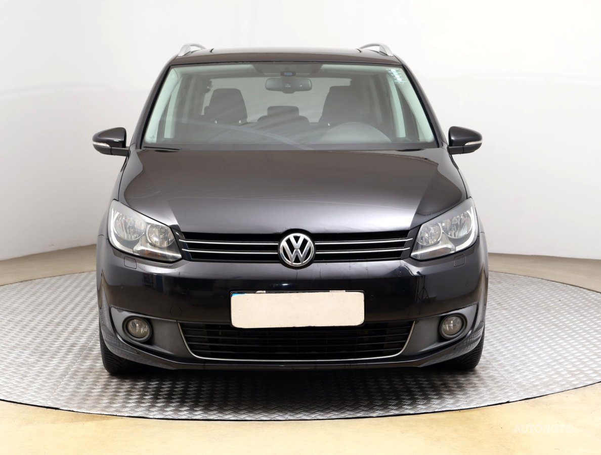 Volkswagen Touran, 2011 - pohled č. 2