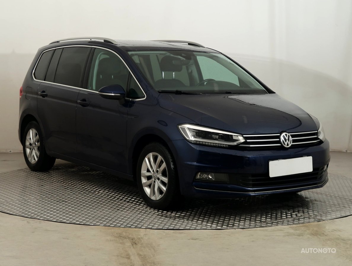 Volkswagen Touran, 2017 - celkový pohled