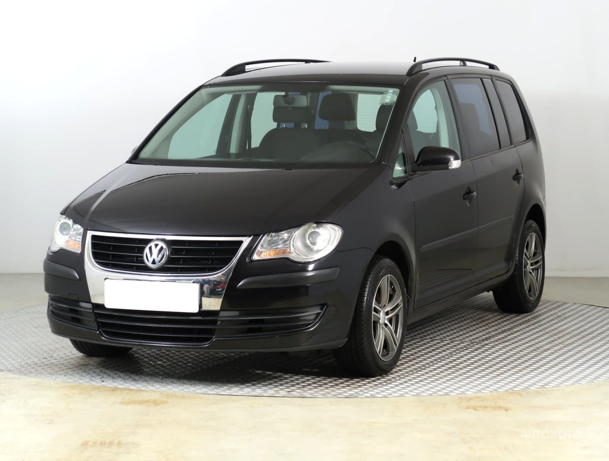 Volkswagen Touran, 2008 - pohled č. 3