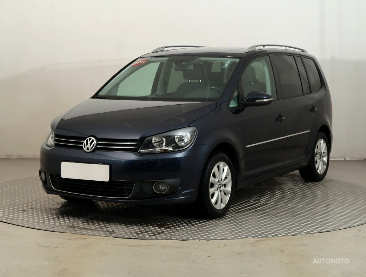 Volkswagen Touran, 2015 - pohled č. 3