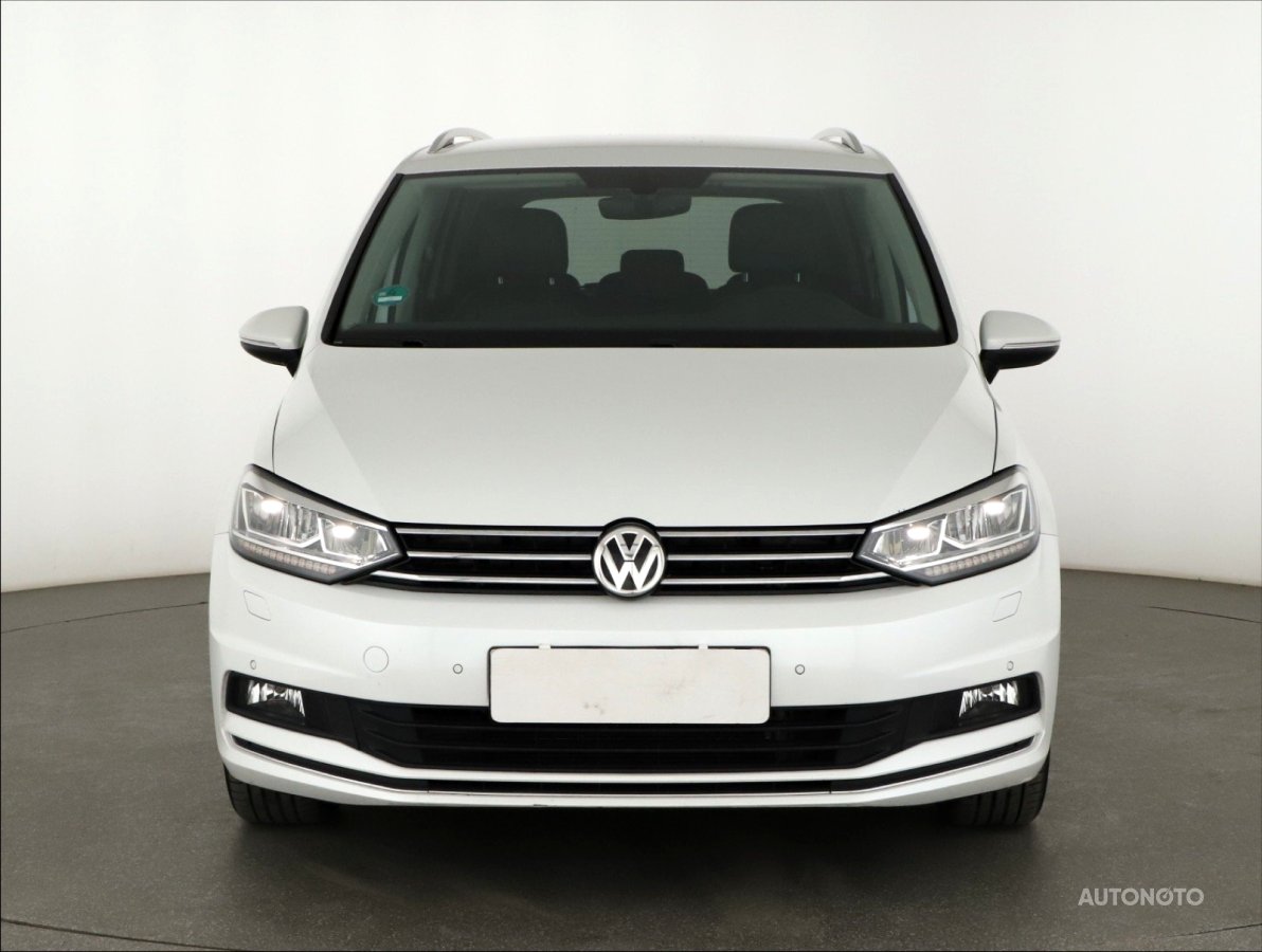 Volkswagen Touran, 2018 - pohled č. 2