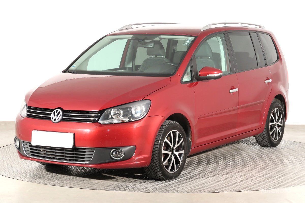 Volkswagen Touran, 2011 - pohled č. 3