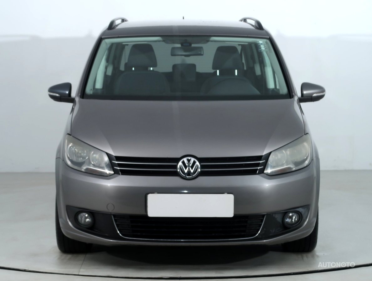 Volkswagen Touran, 2011 - pohled č. 2