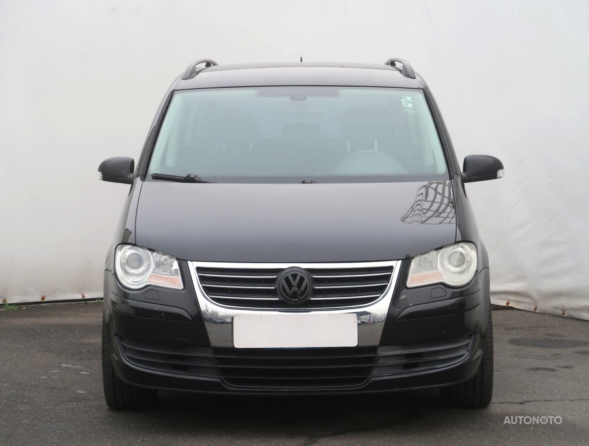 Volkswagen Touran, 2009 - pohled č. 2