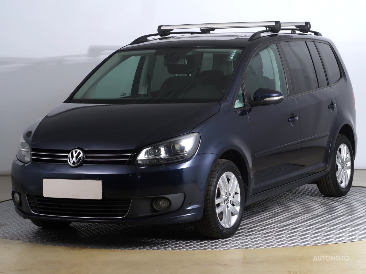 Volkswagen Touran, 2013 - pohled č. 3