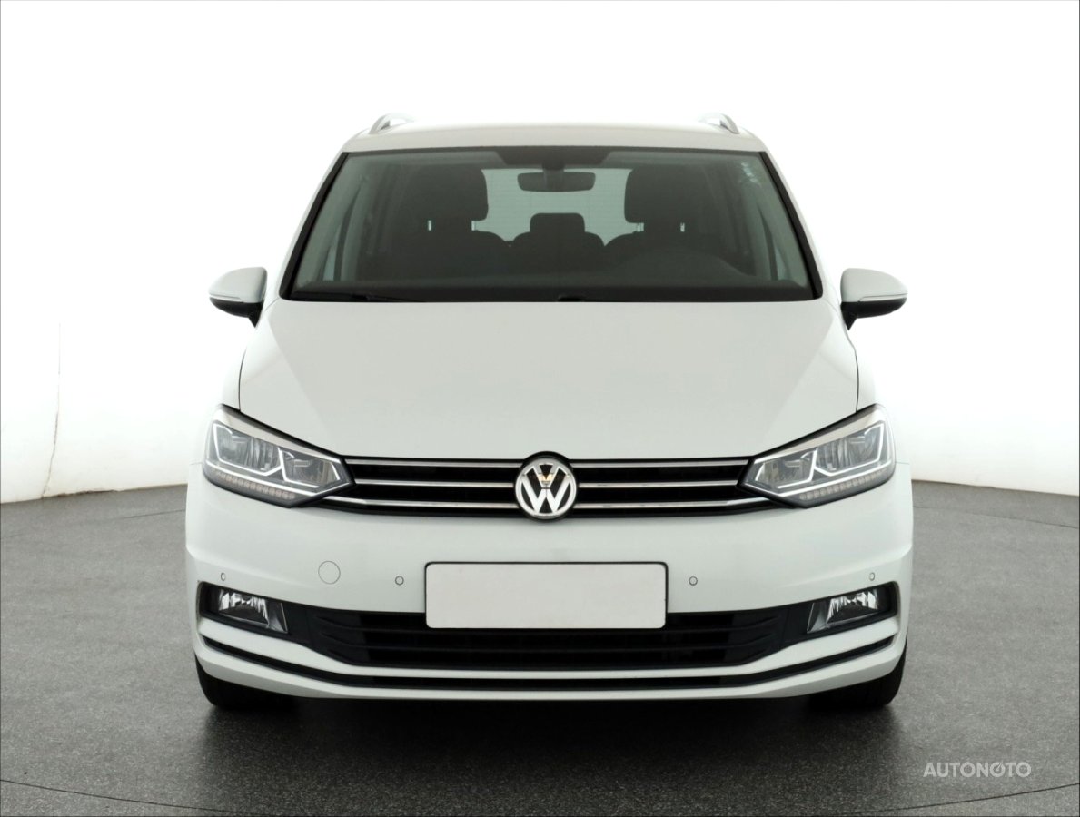 Volkswagen Touran, 2018 - pohled č. 2