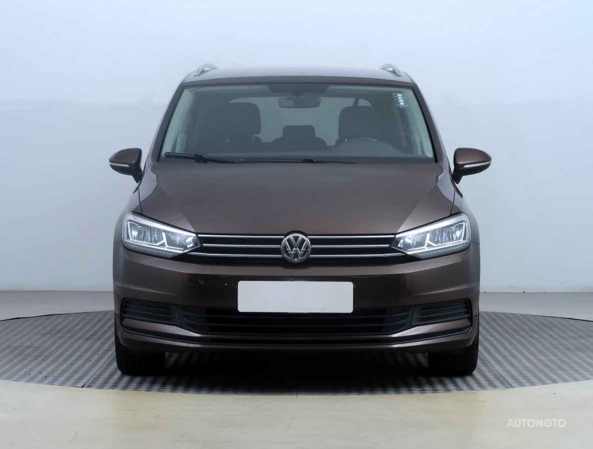 Volkswagen Touran, 2017 - pohled č. 2