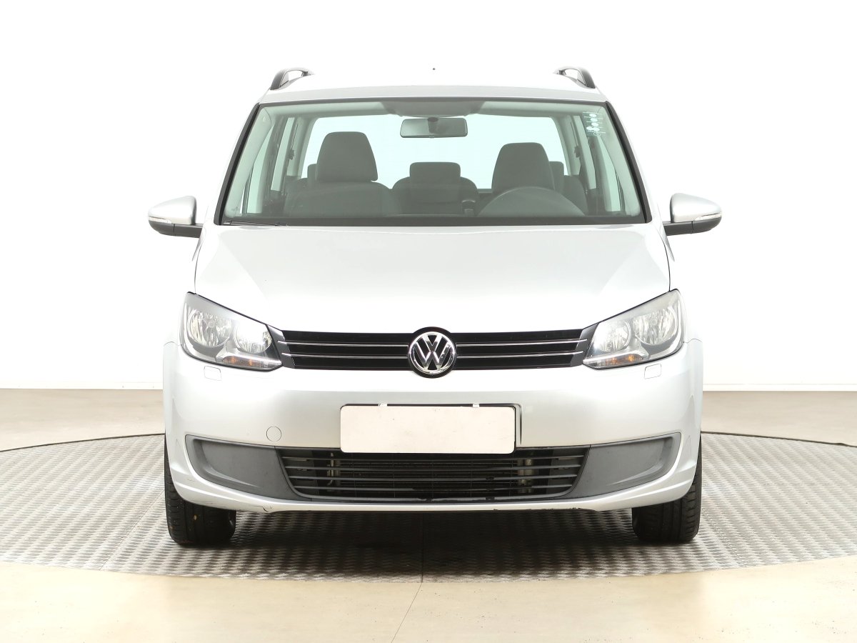 Volkswagen Touran, 2011 - pohled č. 2