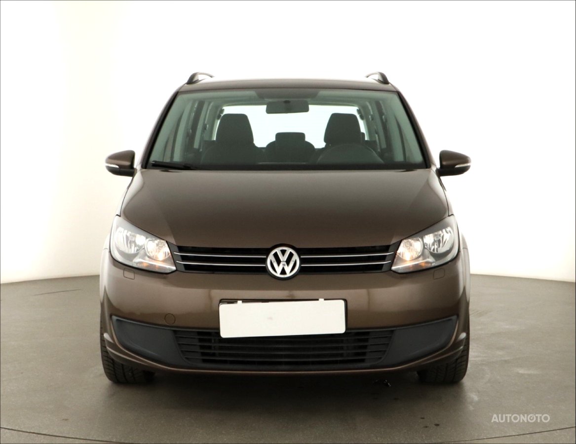 Volkswagen Touran, 2013 - pohled č. 2