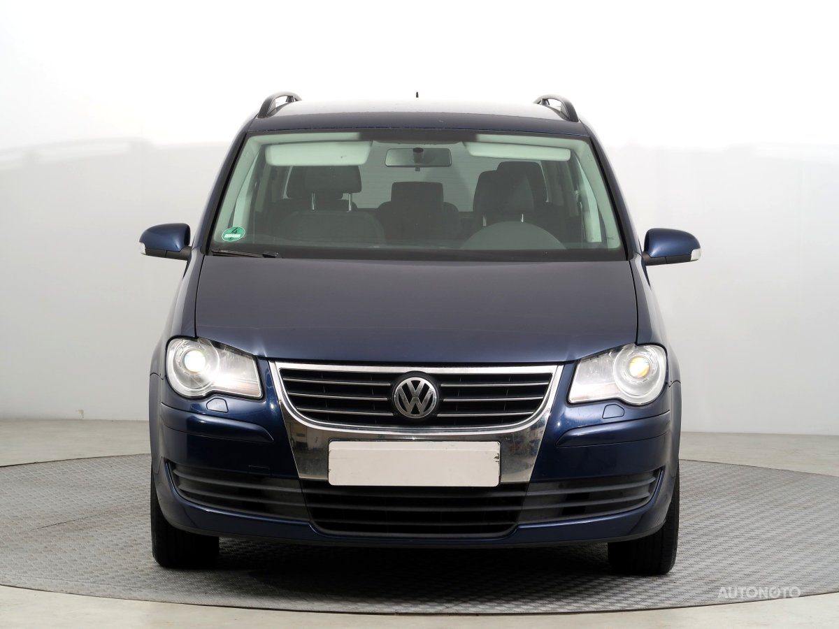 Volkswagen Touran, 2008 - pohled č. 2
