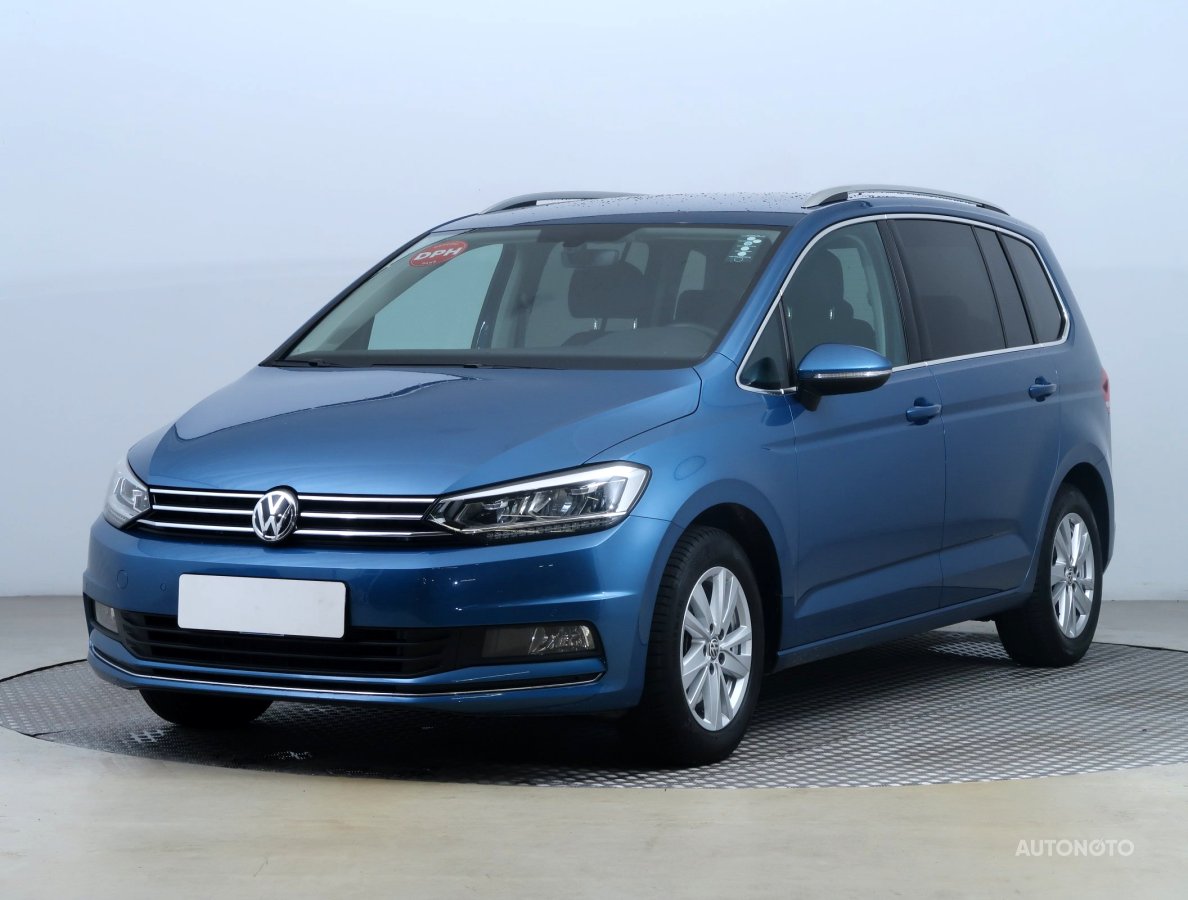 Volkswagen Touran, 2020 - pohled č. 3