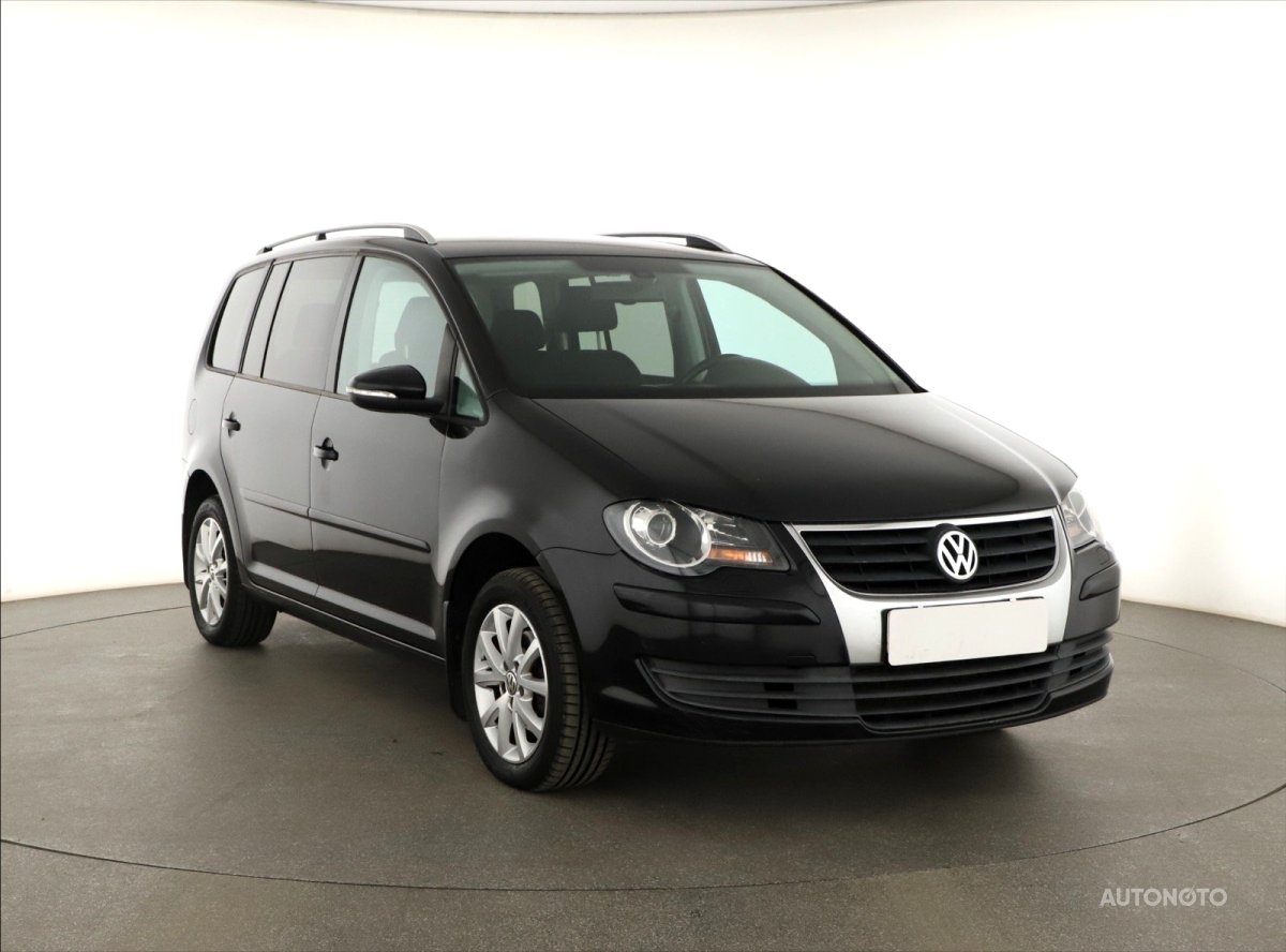 Volkswagen Touran, 2009 - celkový pohled