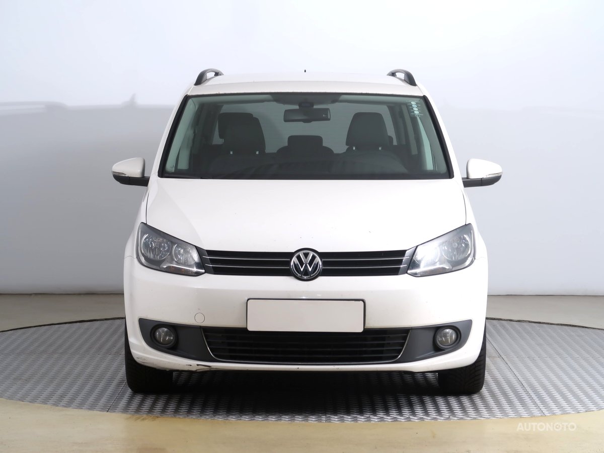 Volkswagen Touran, 2012 - pohled č. 2