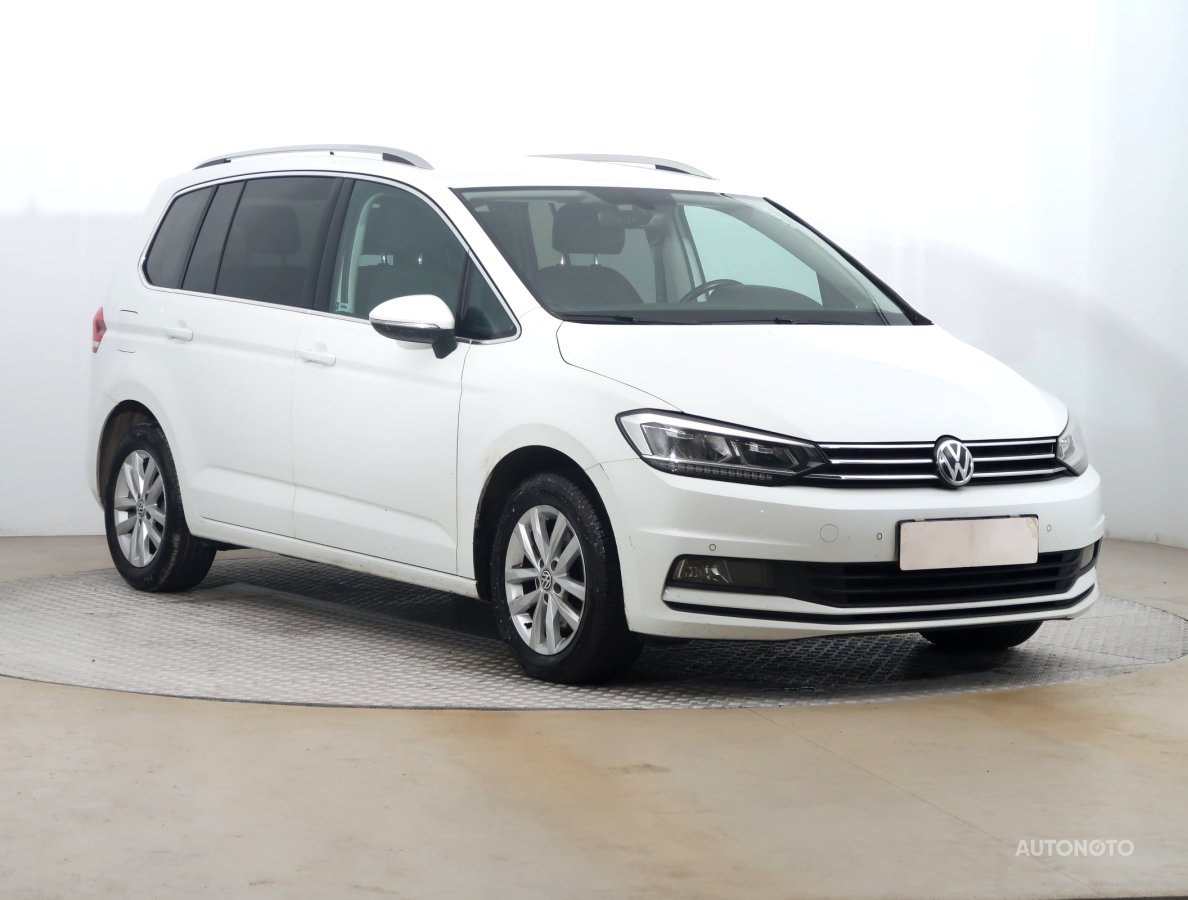 Volkswagen Touran, 2019 - celkový pohled