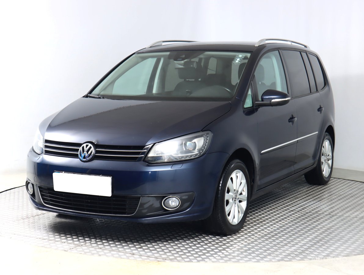Volkswagen Touran, 2013 - pohled č. 3