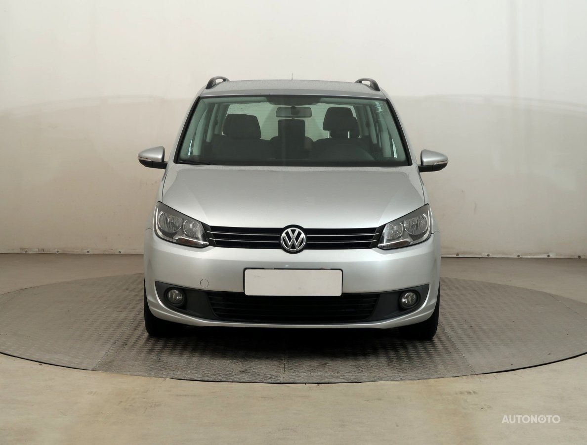Volkswagen Touran, 2015 - pohled č. 2