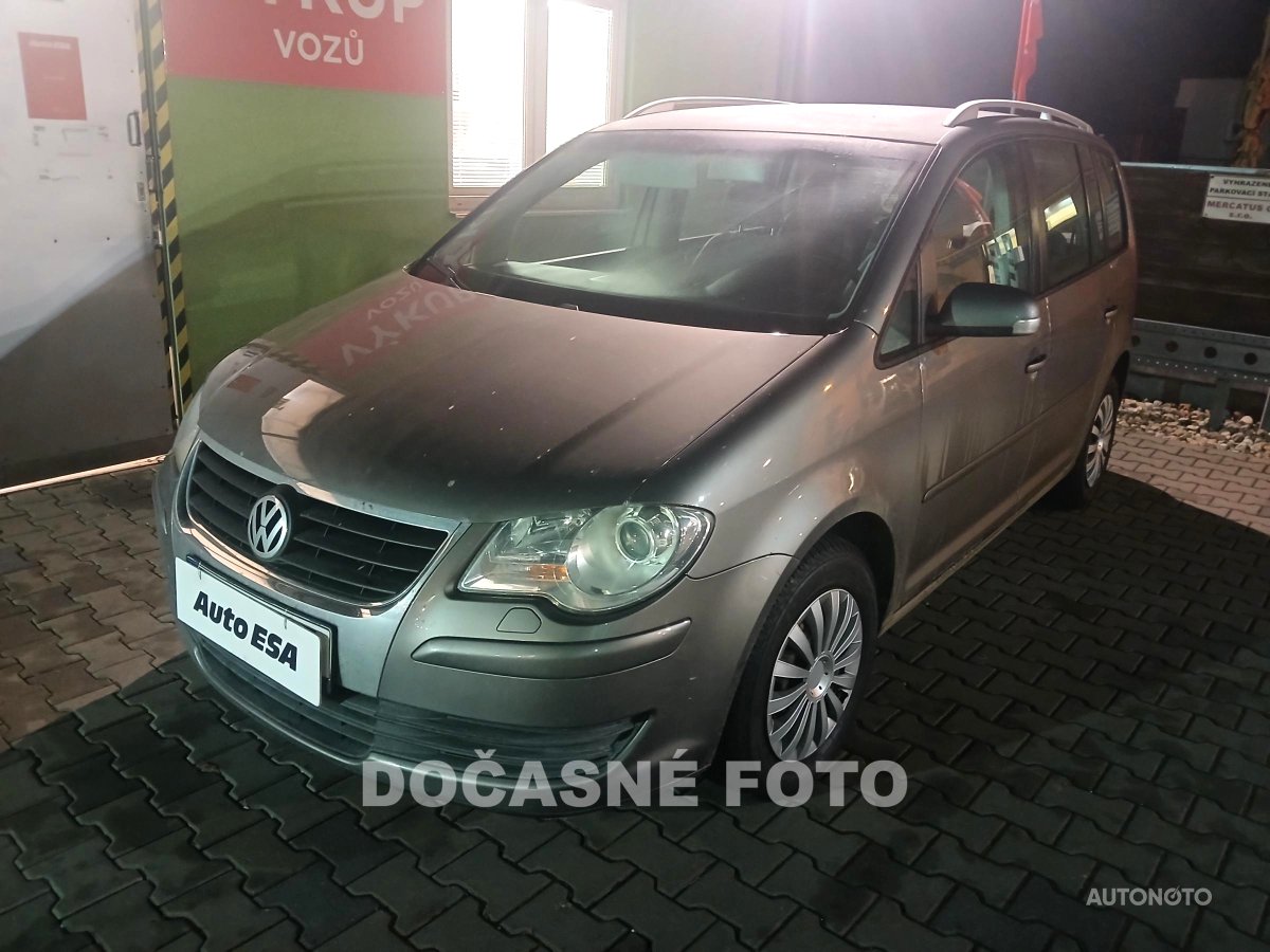 Volkswagen Touran, 2007 - celkový pohled